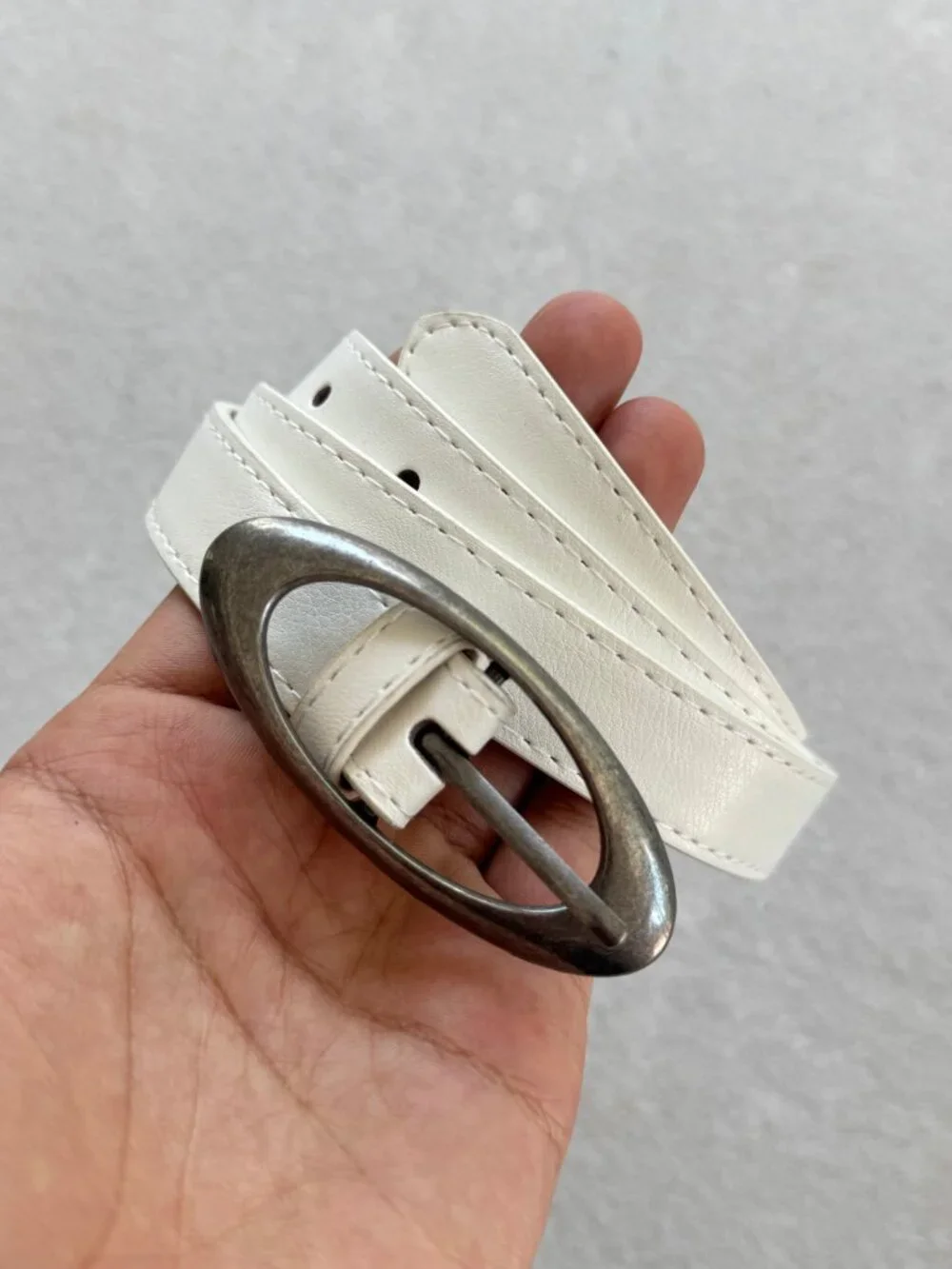 White Leather Silver Oval Buckle Unisex Belt
